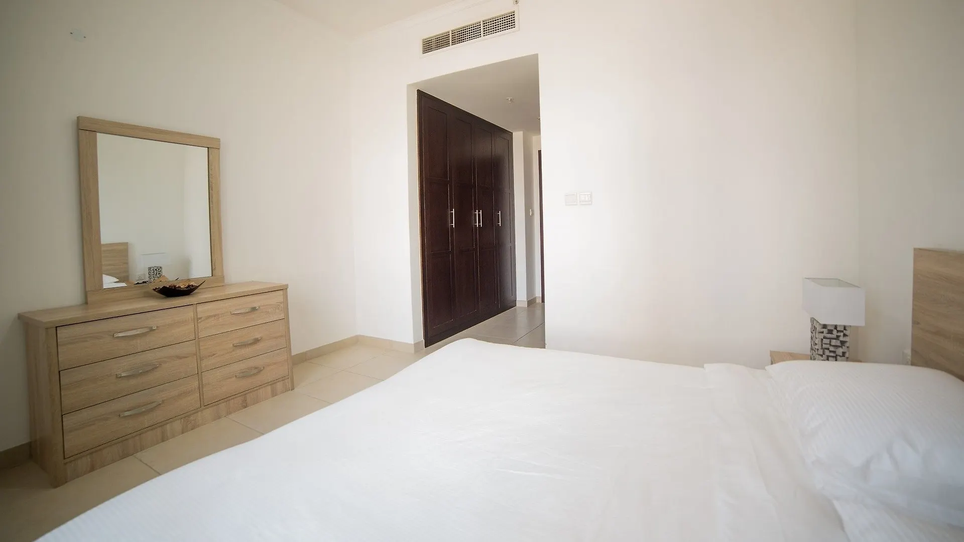 New Arabian Holiday Homes Residence 5 Dubai Apartment